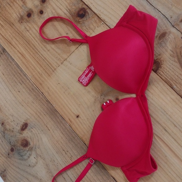 Victoria's Secret Red Satin Biofit Push Up Bra Size 36B - Picture 6 of 10